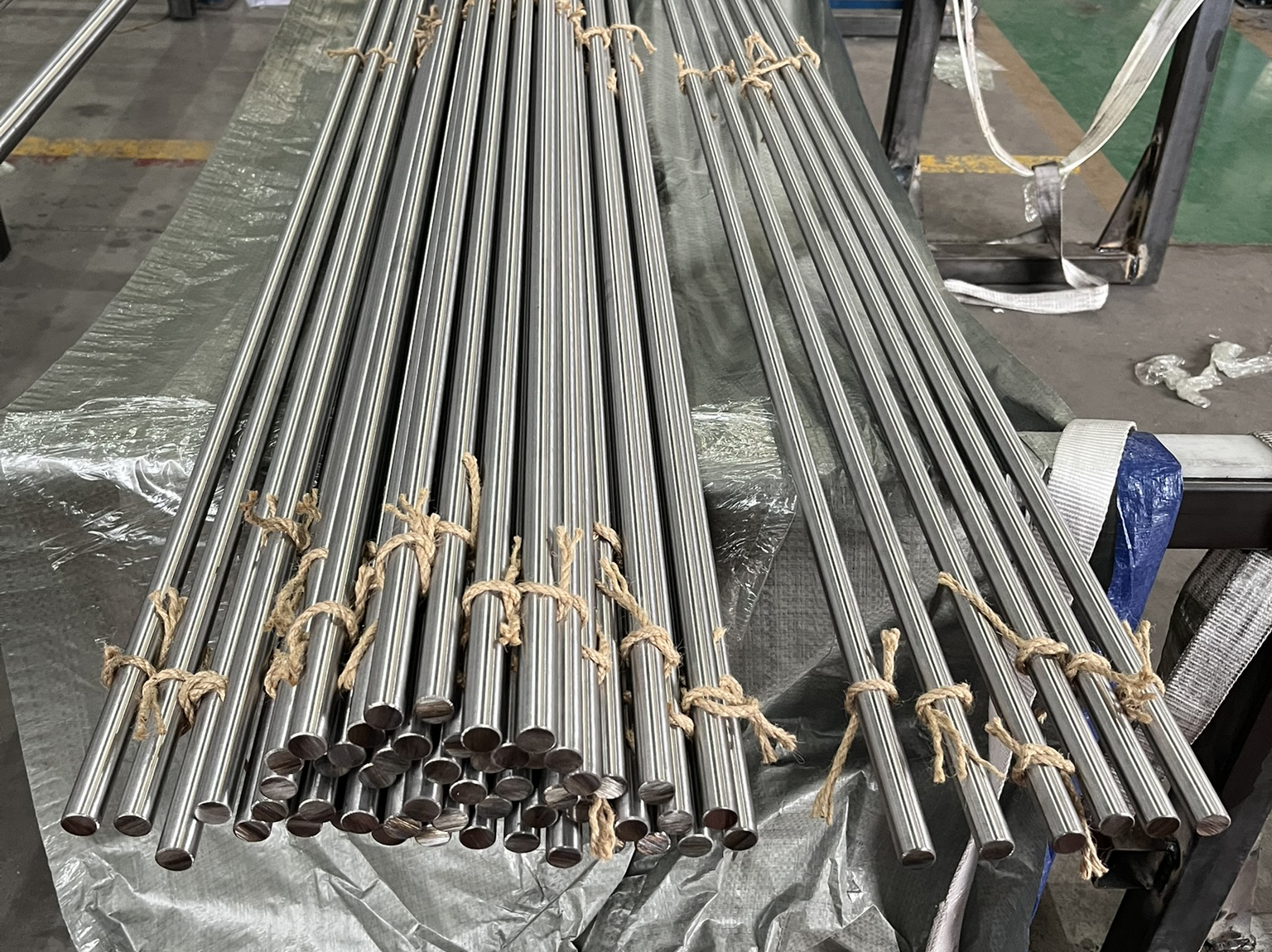 13Cr11Ni2W2MoV (EI961)13Х11Н2В2МФ Barra redonda y barra hexagonal enviadas